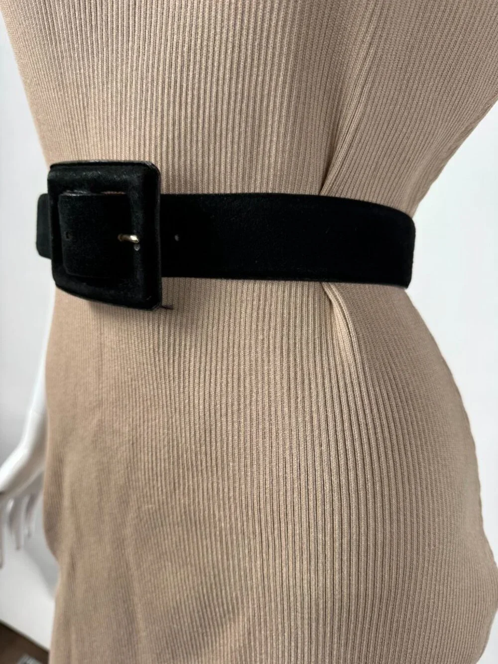 Talbots Womens Genuine Leather Suede Belt With Buckle - Size Small Black & Tan